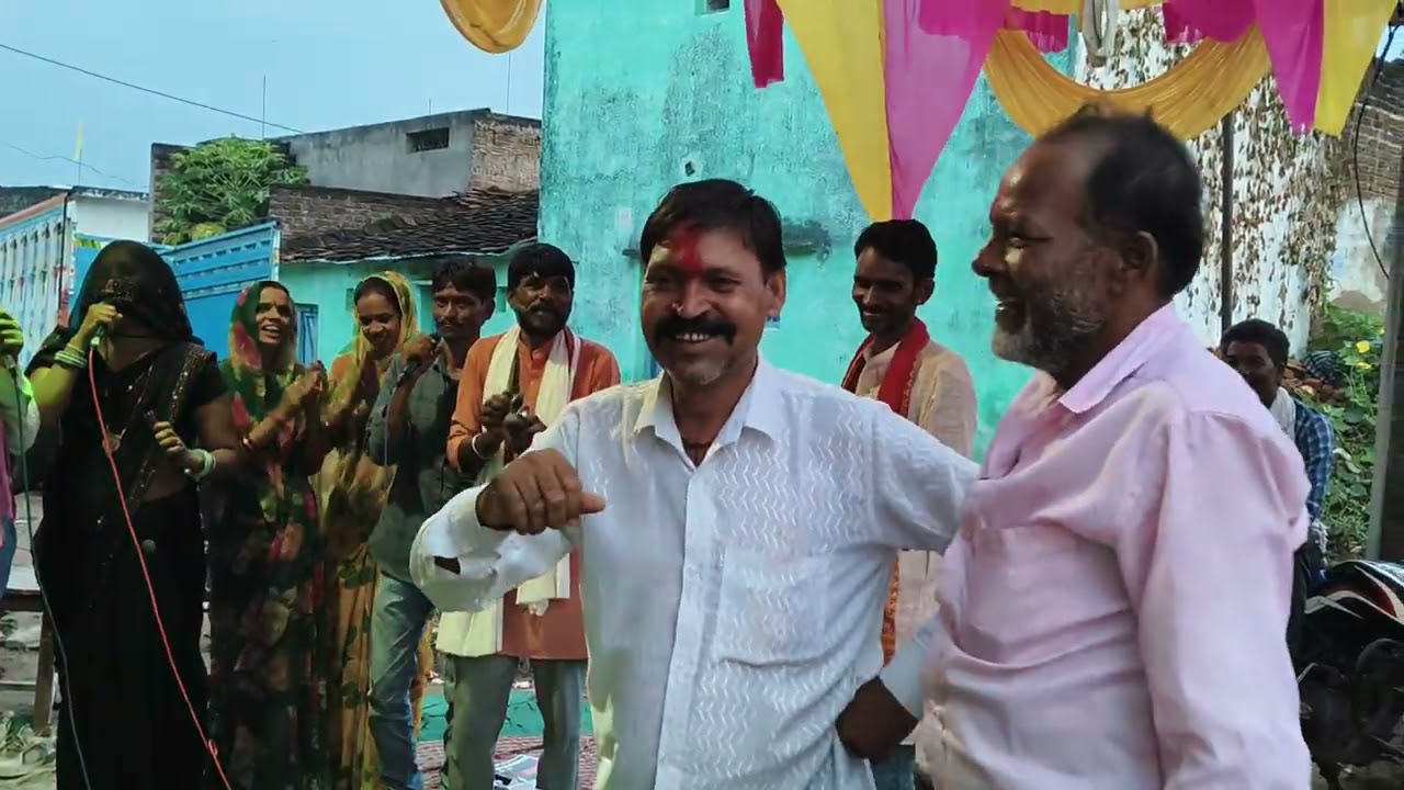 भजन प्रोग्राम मुगवारी गायक संतोष लोधी एवं सीता यादव रघुराज लोधी आयुष स्टूडियो चंदेरी 7067291785