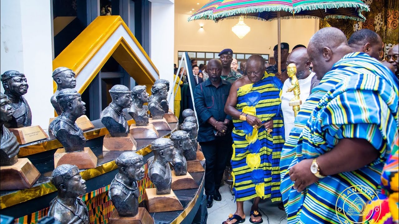 Otumfuo Art Awards: Asantehene appreciates the artwork of 10 distinguished African artists.