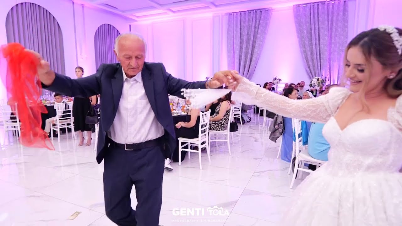 Krushqit nga  Pogradeci ne valle me Çiftin / Dasma Shqiptare Elio & Katerina