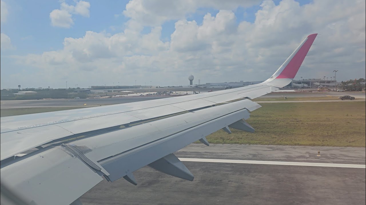 The Same Aircraft 1 Year Later! | Takeoff and Landing in an Airbus A321-200 (Boston to Cancun)