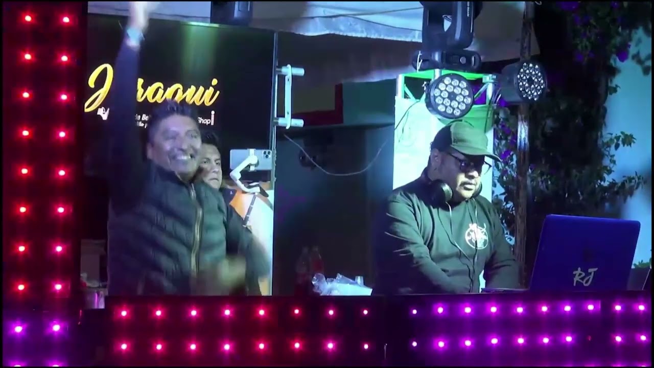 SET DJ VAMPIRO EN TLAXIACO EN EL DIA DEL DJ 2022
