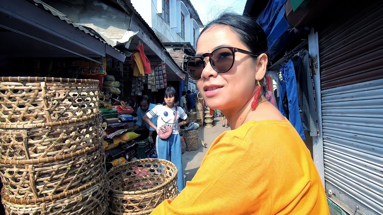 Saturday Bazaar in Haflong
