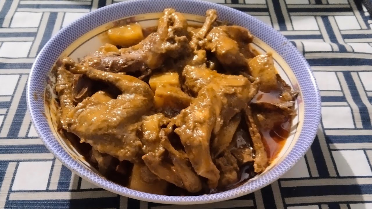 আলু দিয়ে দেশী ছোট মুরগির মাংস ভুনা রেসিপি#Yummy#Potato#deshi#chicken#vhuna#recipe#viralvideo#cooking