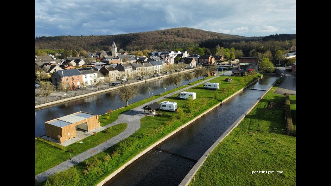 HAN SUR LESSE ET SES GROTTES DE HAN  #ardennes