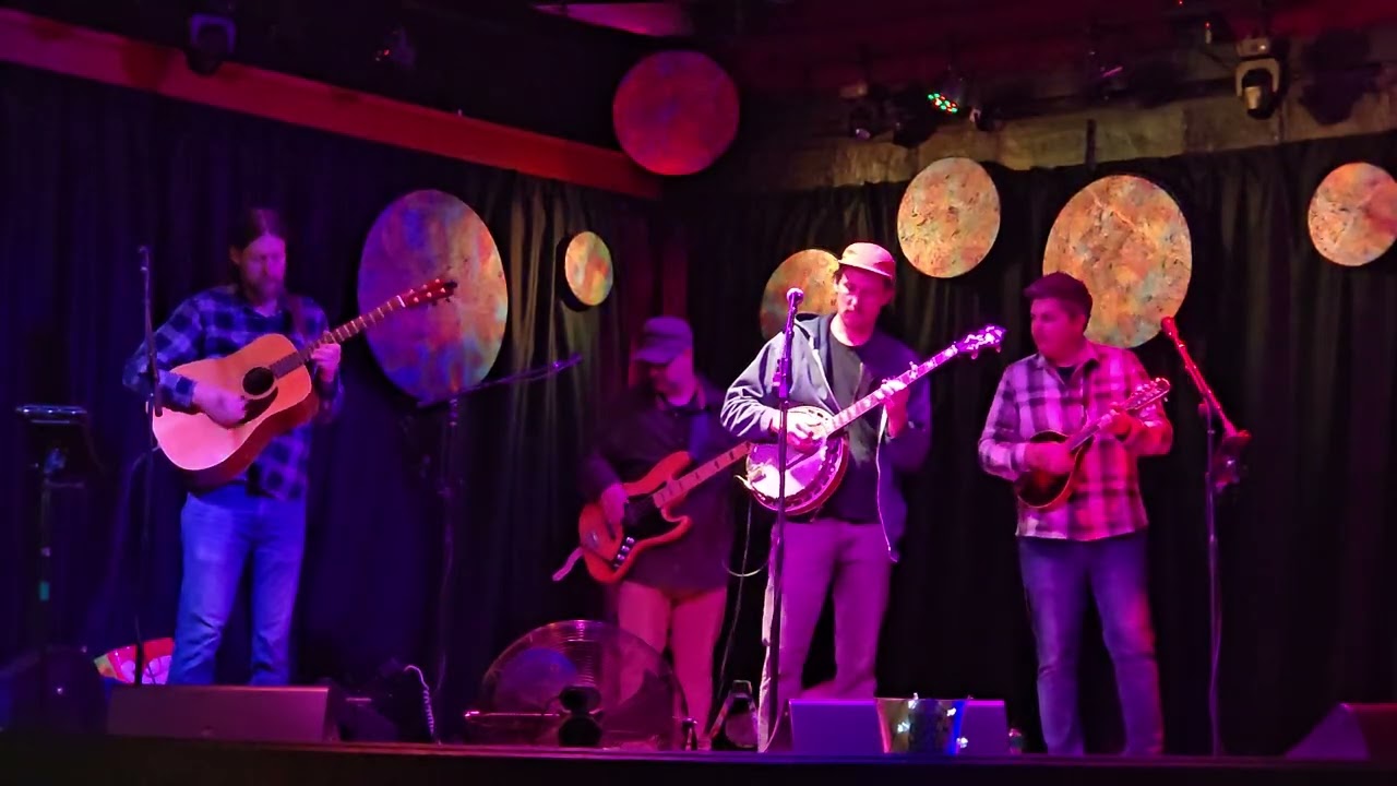 "Harvest" The Saylor Brothers & Friends cover Neil Young. Only in Asheville.