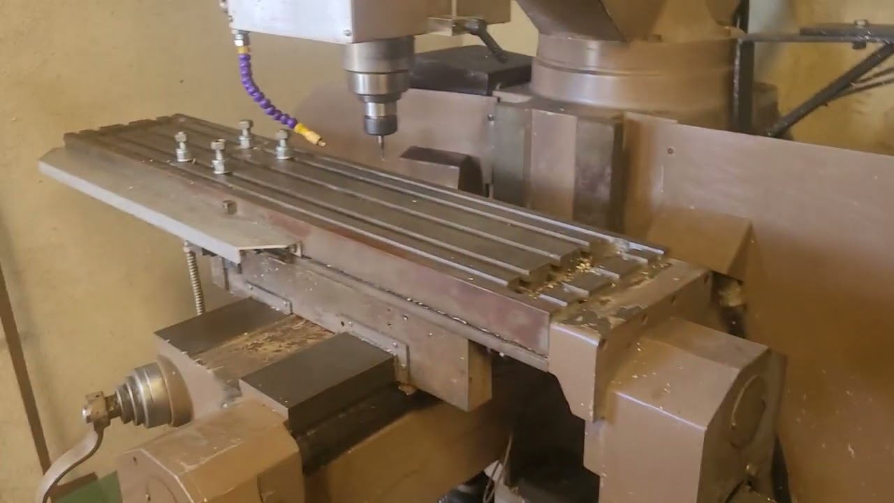 Beaver NC5 CNC Milling machine retrofitted with Masso Controler