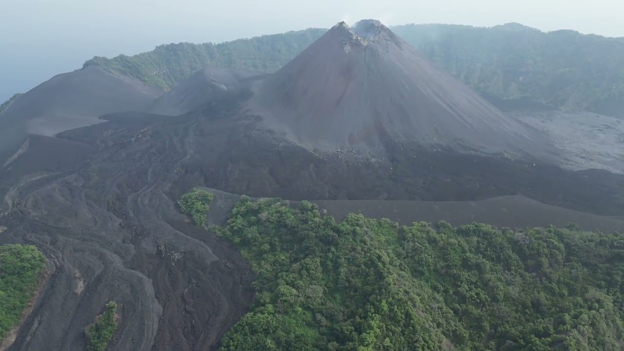 Barren Island –India’s Only Active Volcano 🌋 &  Mysterious Island