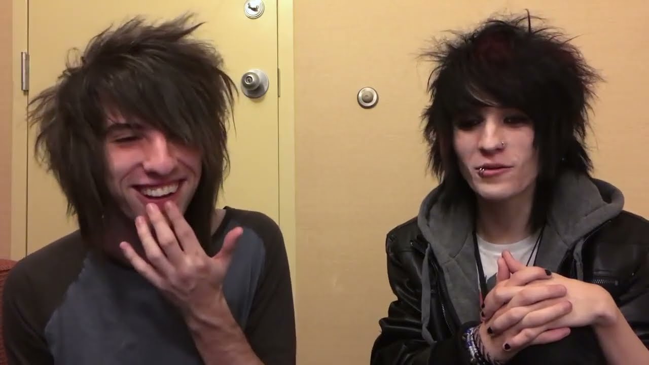 My Digital Escape: Do I Have A Daddy Fetish? (Johnnie Guilbert & Jordan Sweeto) (Re-upload)