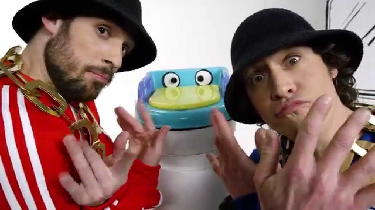 Potty - Make It A Puppet (Episode 3) - The Pop Ups