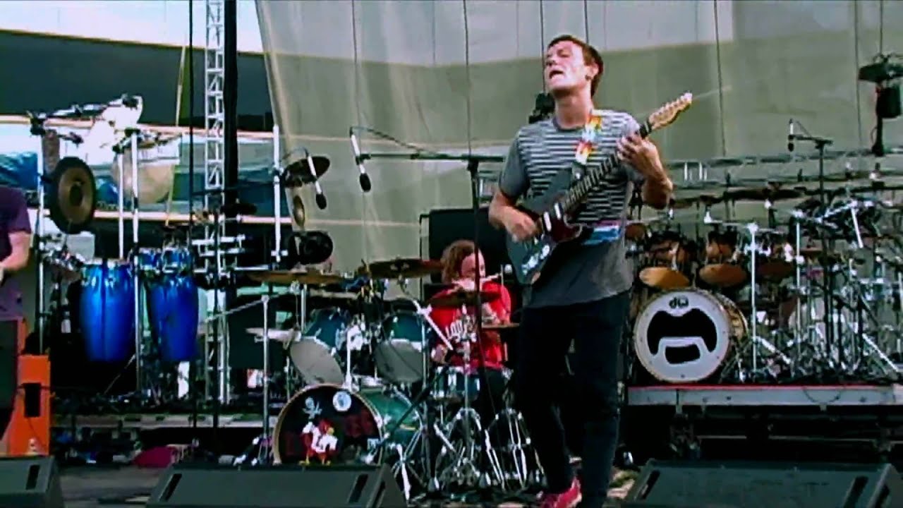 Cage the Elephant LIVE @ Forecastle 2009:  In One Ear