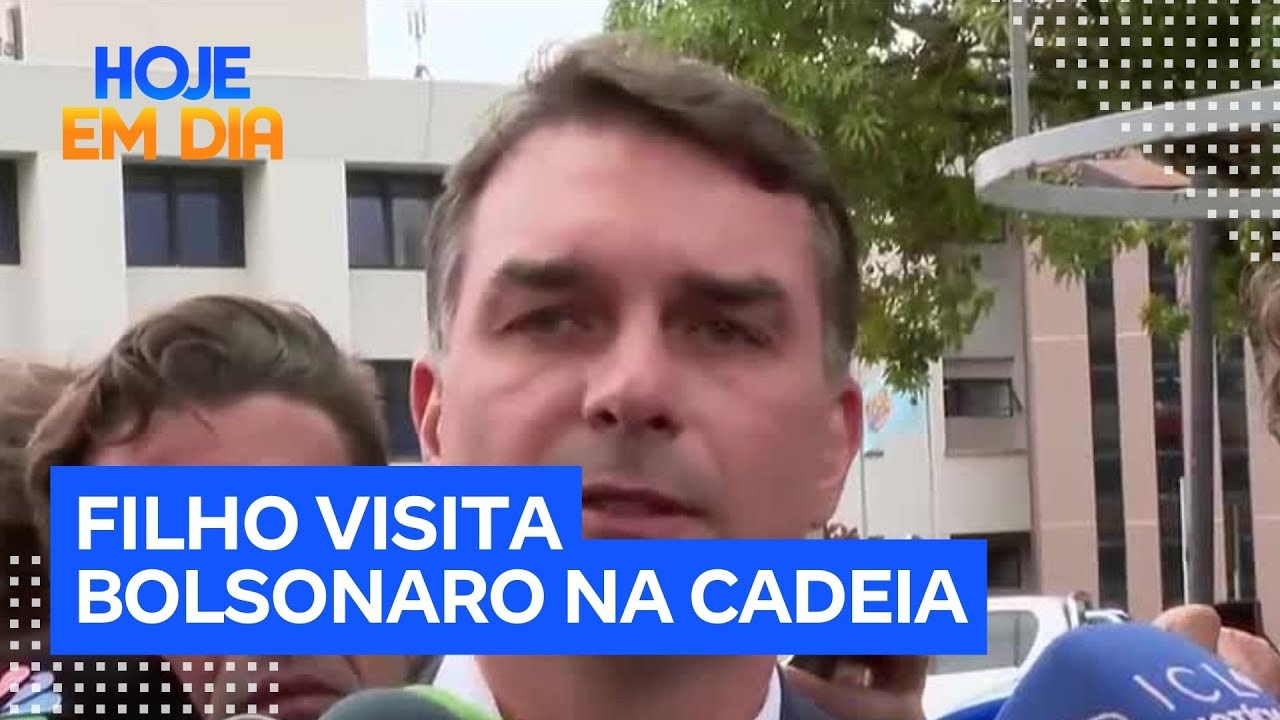 ‘Ele continua indignado e inconformado’, diz Flávio Bolsonaro após visita ao pai na prisão