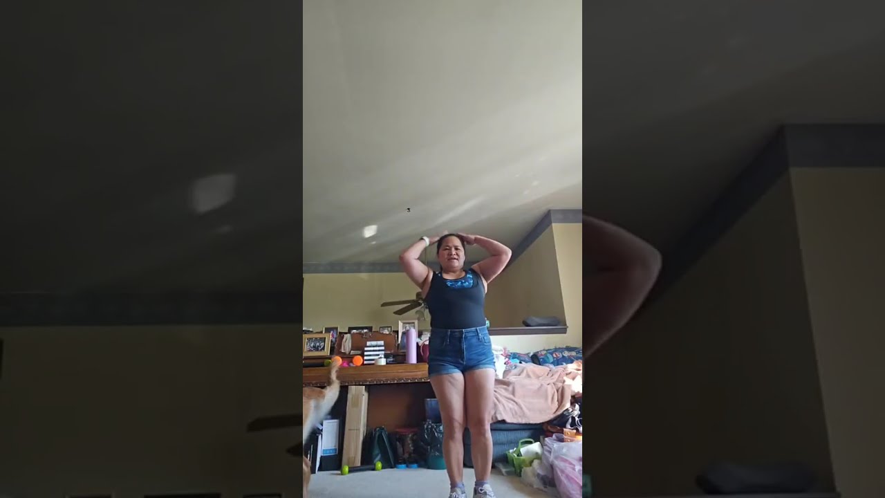 Слишком много всего происходит. Давайте #занимаемсяспортом #танцуем, чтобы справиться с этим #зумба