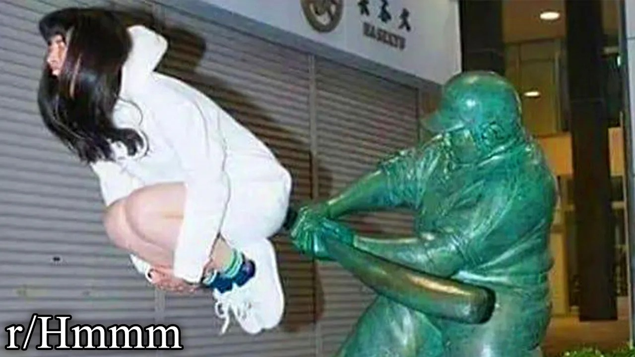 THE MOST UNHINGED OF R/HMMM