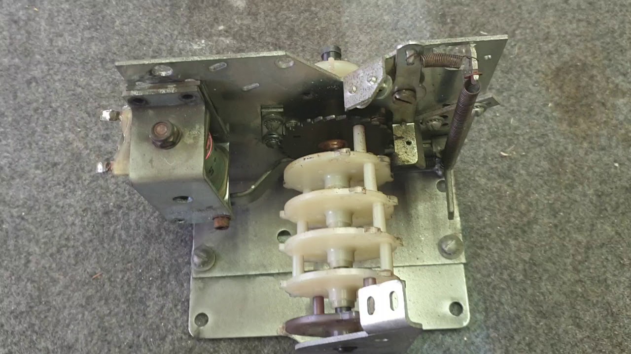 Gottlieb Player Unit Disassembly