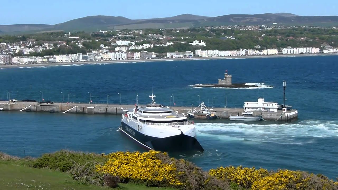 HSC Manannan Arriving in Douglas