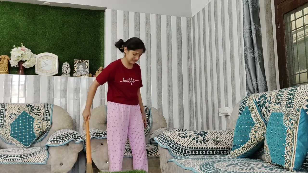 आज सुबह सुबह घर का सारा काम जल्दी निपटा ली