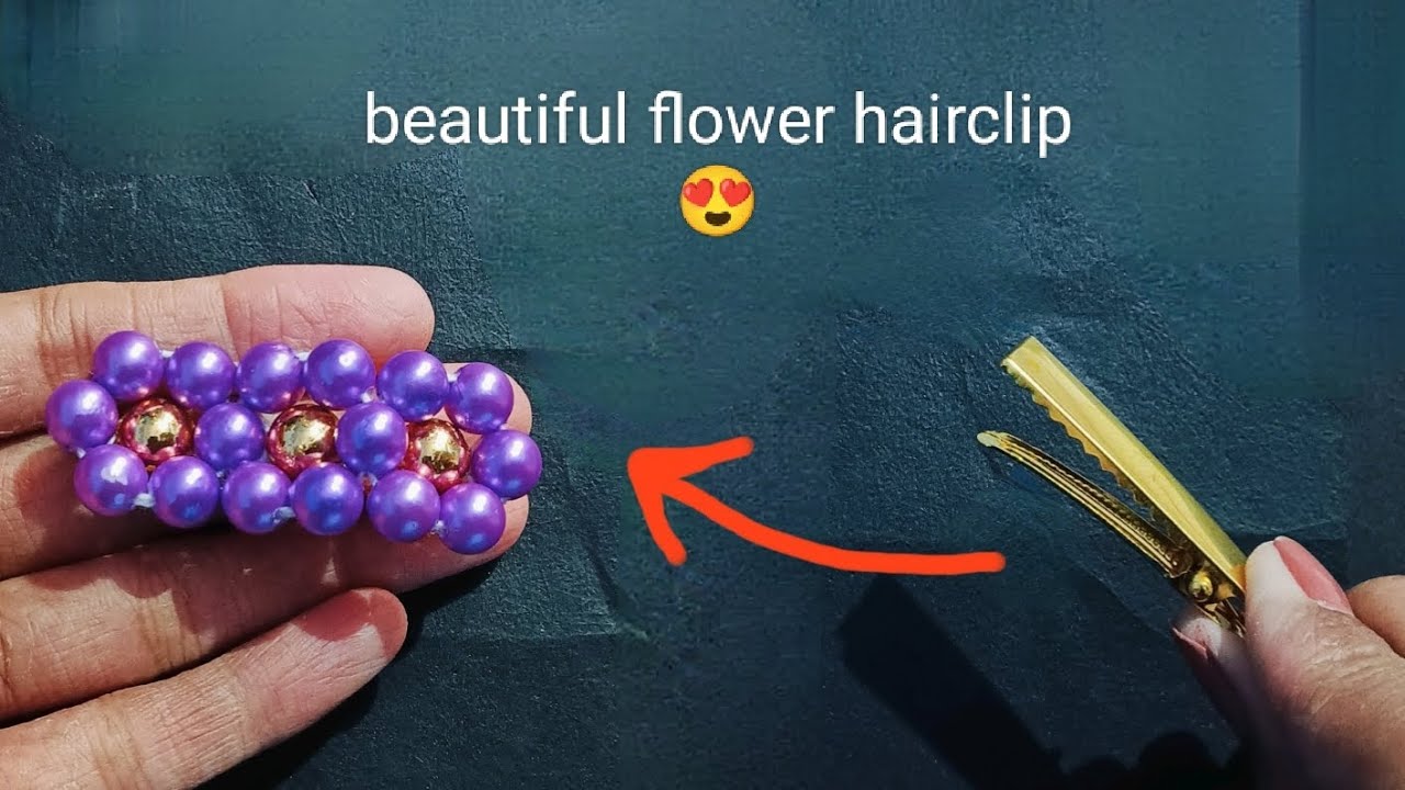 Use simple alligator clip and make this beautiful flower hairclip...💜