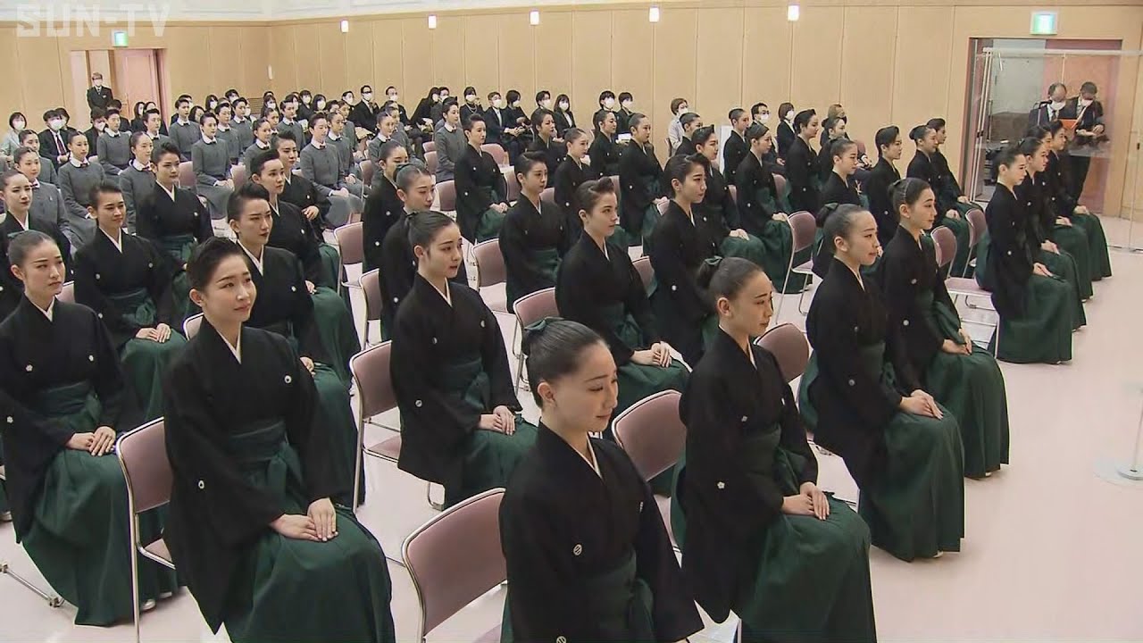 宝塚音楽学校で卒業式 コロナ禍でも芸磨き