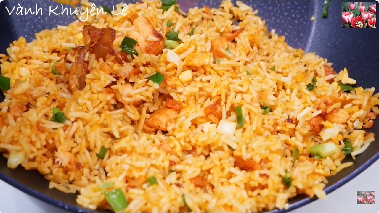 Cơm Chiên Cá Mặn ngon như Nhà Hàng Quán Ăn, Cách chiên Hạt Cơm giòn, Món người Hoa by Vanh Khuyen