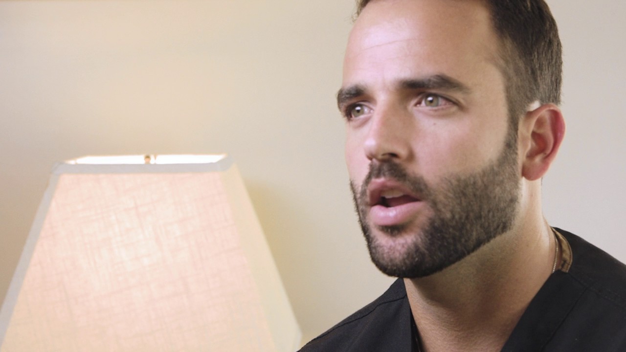 Relieve Dental Anxiety at Restorative and Implant Dentistry - Dr. Joel Baez, Pompano Beach, FL