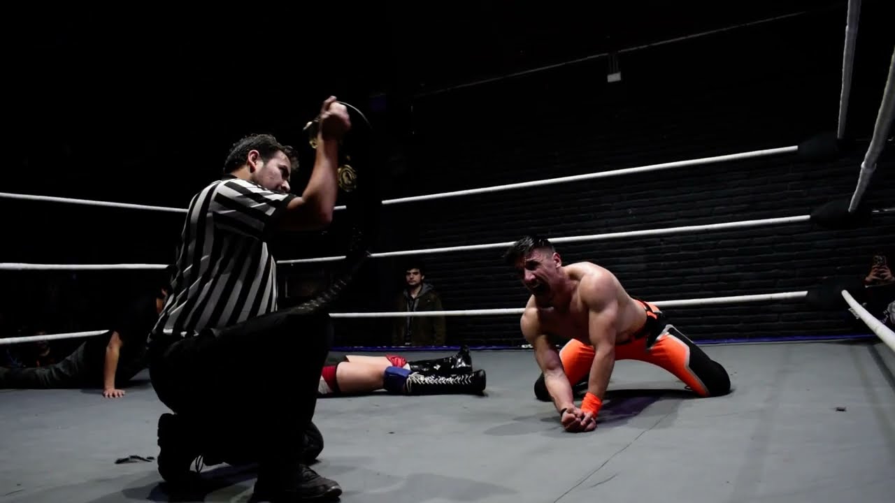 Owen Kampos (c) vs Dan Knox - Campeonato M&aacute;ximo de Legi&oacute;n Lucha Libre 14.09.2025