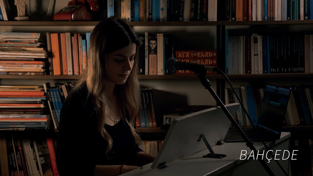 Ezgi Barkın - Bahçede (Cover Sertab Erener)