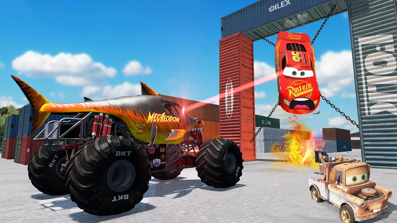LIGHTNING MCQUEEN VS BIG MONSTER SHARK 😥