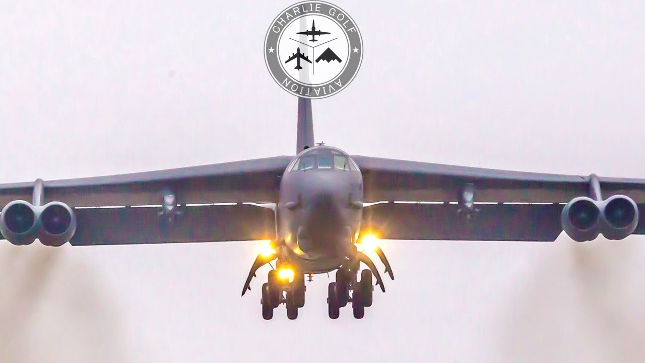 Bournemouth Air Show B52 Landing at RAF Fairford