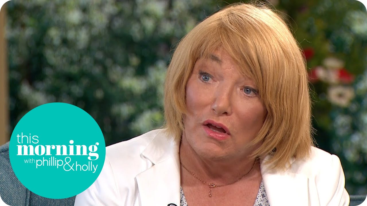Kellie Maloney And Paris Lees Discuss Eddie Redmayne's Transgender Role | This Morning