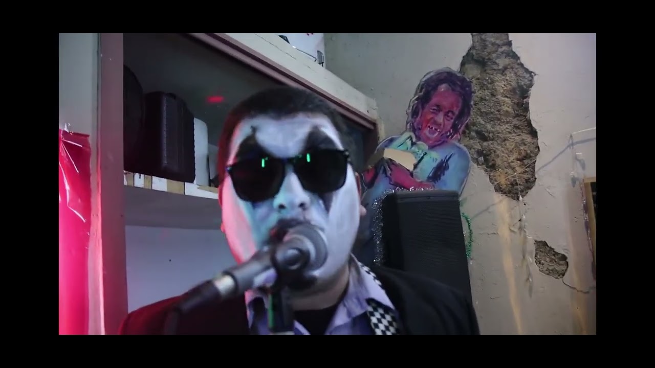 Despertar Disonante  - Viajando ligero (Live session en favela records)