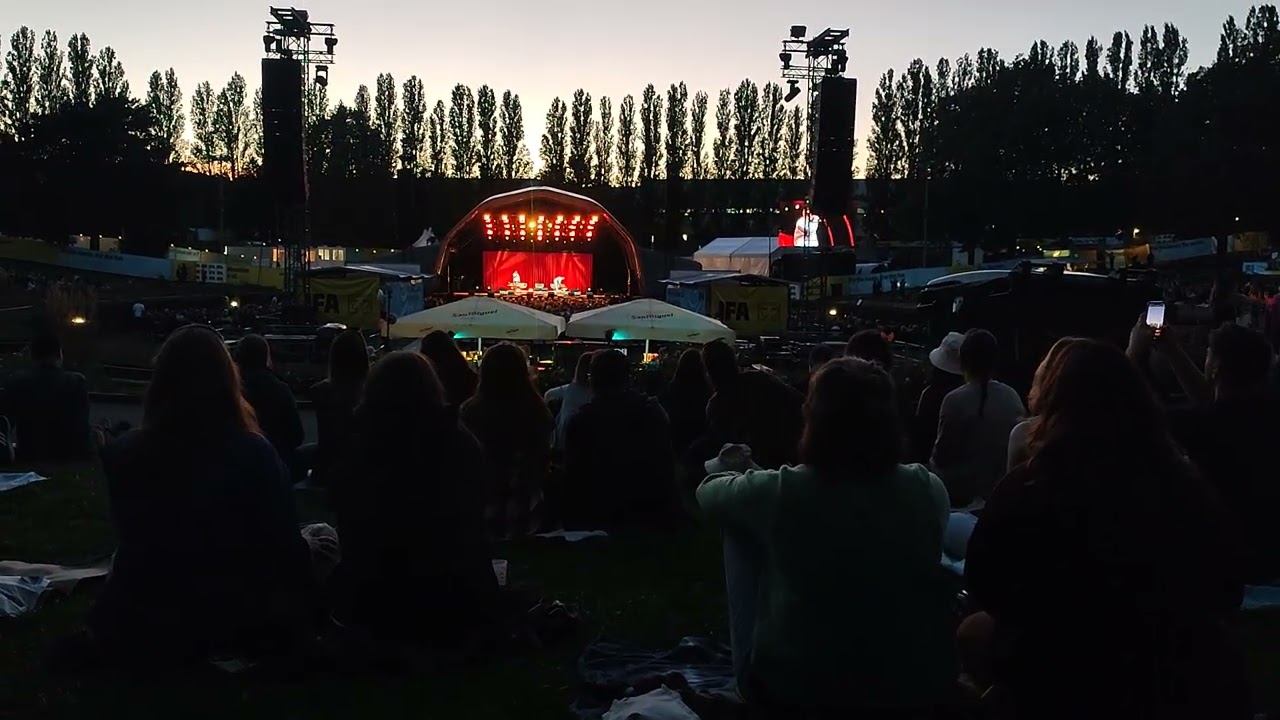 Fest & Flauschig &ndash; Live im IFA Sommergarten 2025