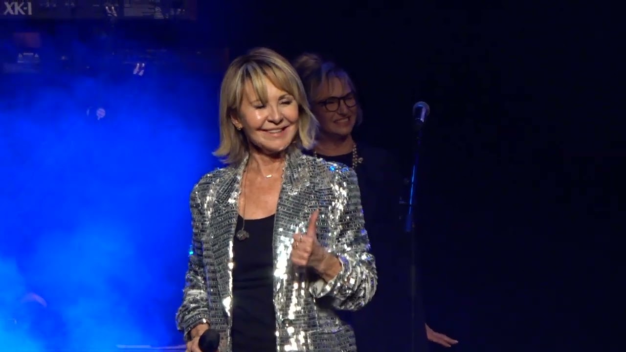 Lulu - Shout (reprise) - Grand Theatre, Leeds - 13 November 2024