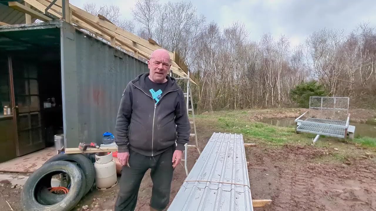 Снова на крыше!