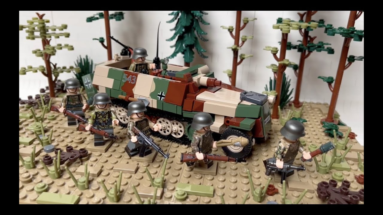 Cobi Set SdKfz 251/9 Stummel Review and Display with Custom LEGO Minifigures from UnitedBricks