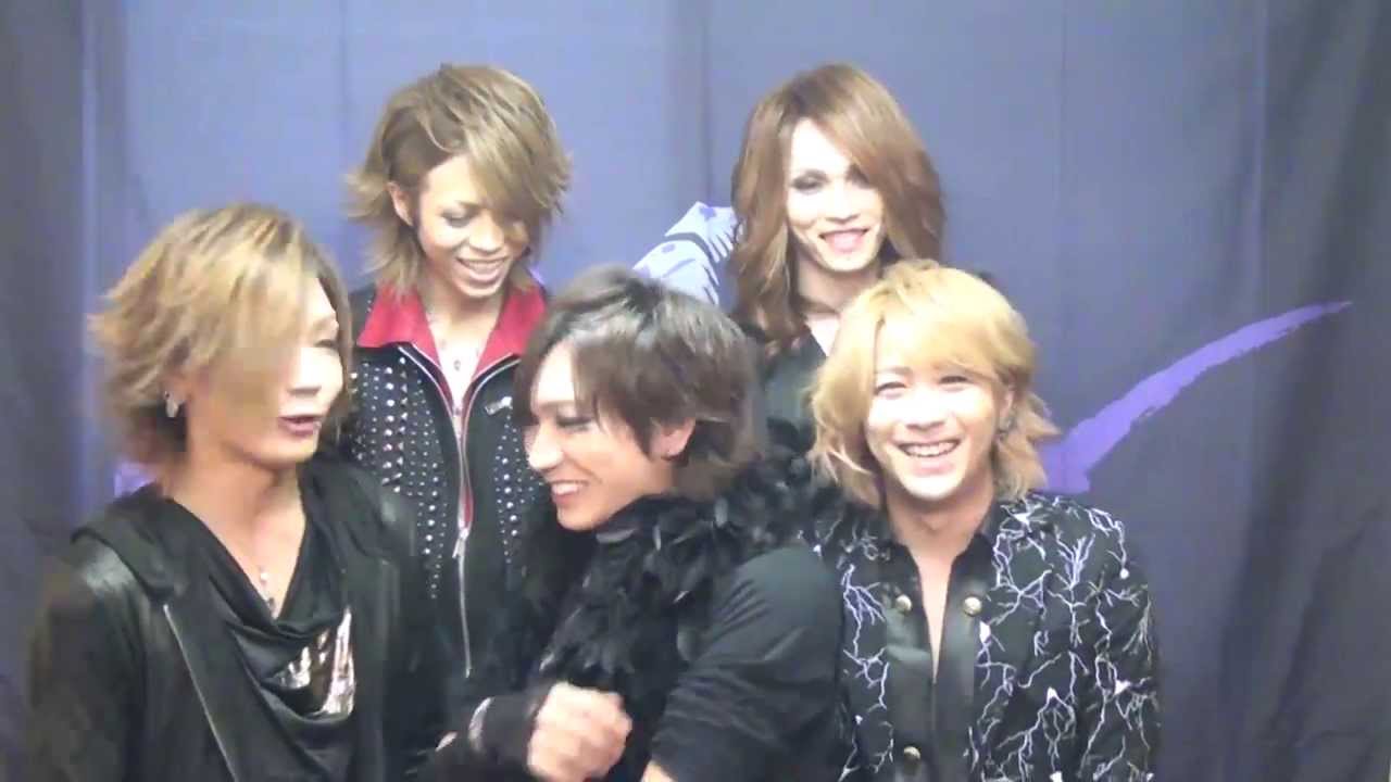 SCREW Shout-Out for Sundown Festival 2013 (with English subtitle)