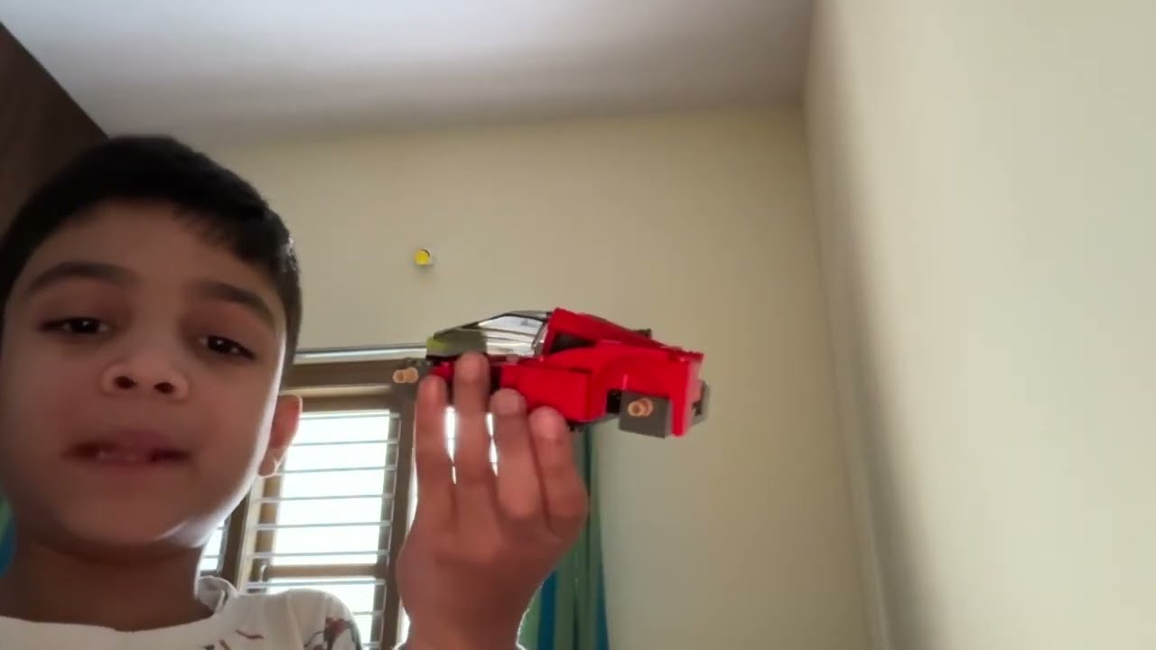 Ferrari LaFerrari mock overview