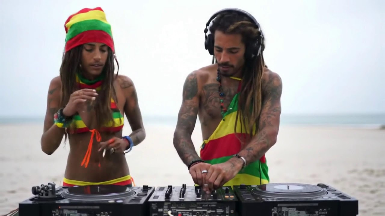 Reggae Road: Classic Reggae Dub | Jamaican Chill Vibes & Rastafarian Music Playlist