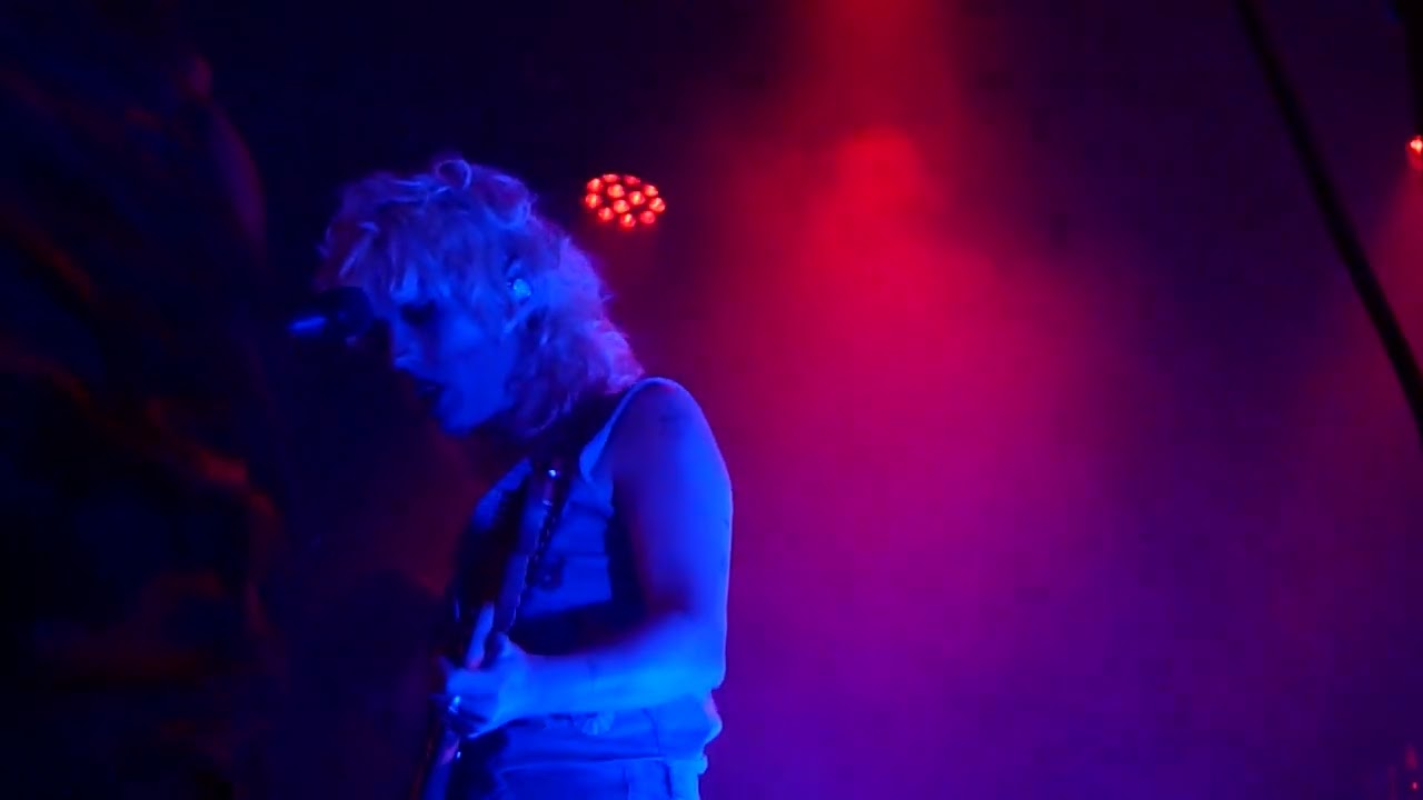 Black Honey - All My Pride @ Ekko Utrecht (1/6)