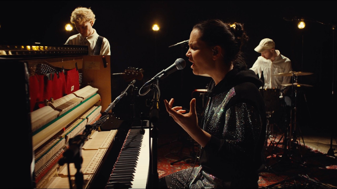 Andrina Bollinger - Insular (Live-Session)