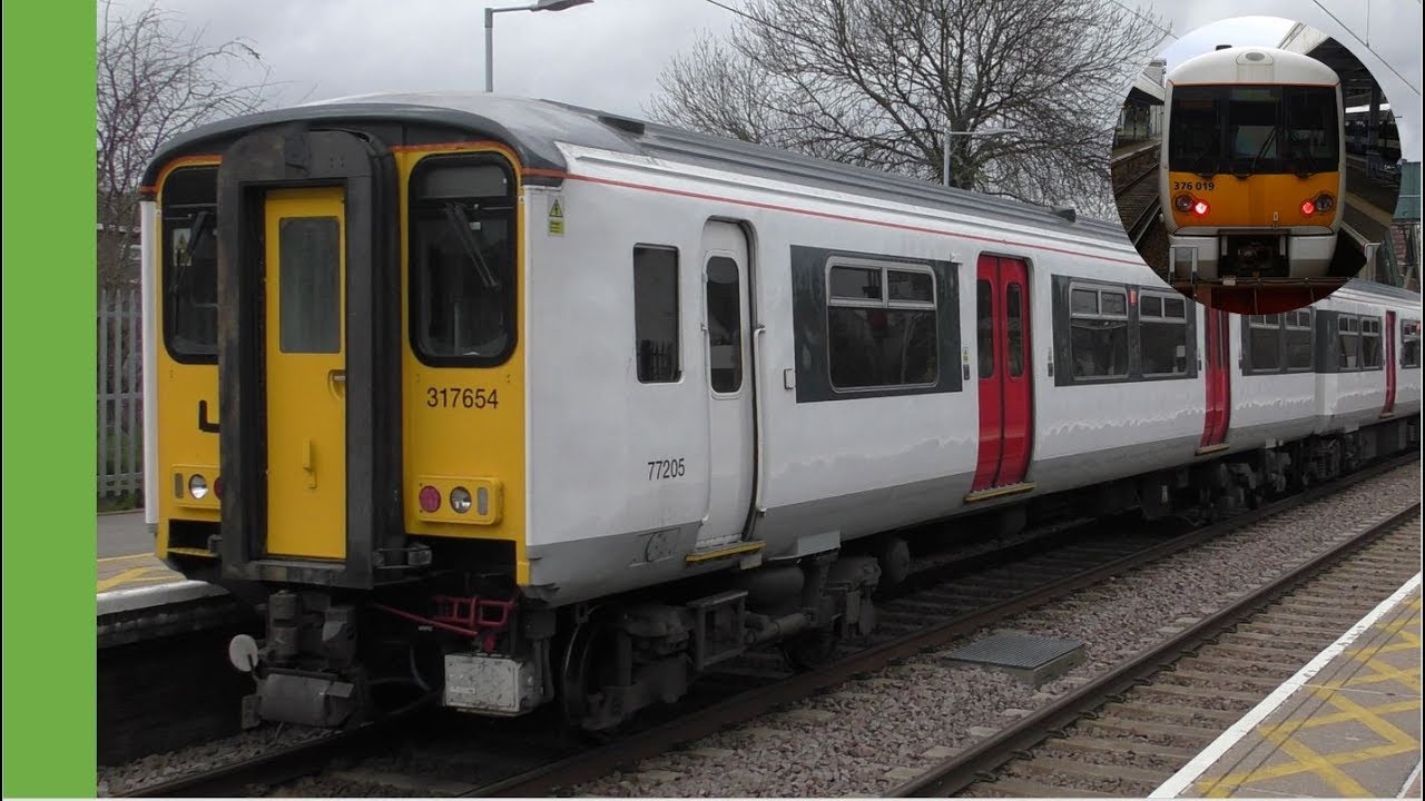 Trains at Enfield Lock