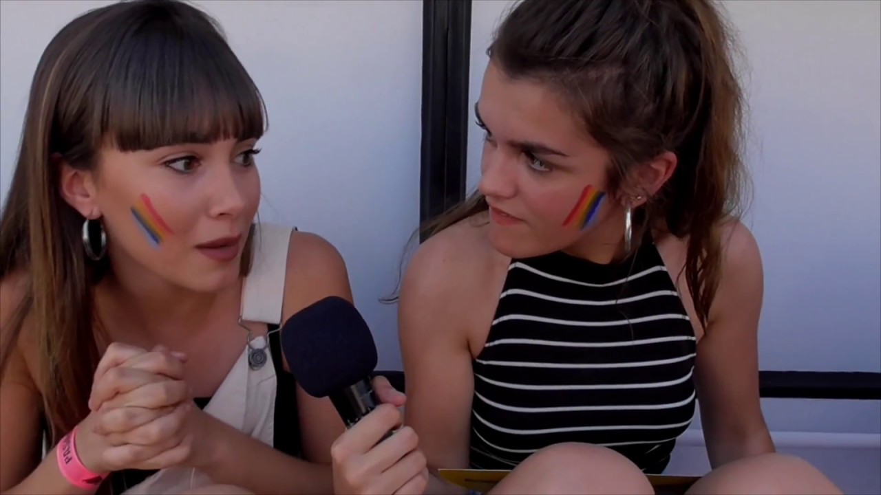 Entrevista con AMAIA y AITANA desde la carroza de Netflix en el Orgullo 🏳️‍🌈