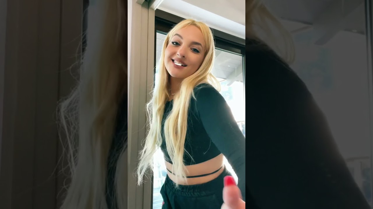 Tik tok di Aurora Baruto