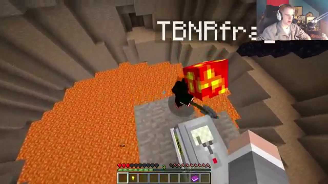 MINECRAFT: CRACK IN THE WORLD! 