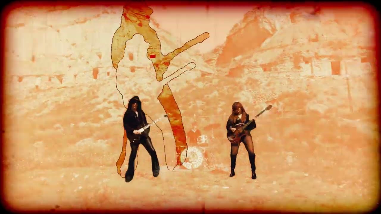 Capsula &ndash; Go To The Desert (Official Video)