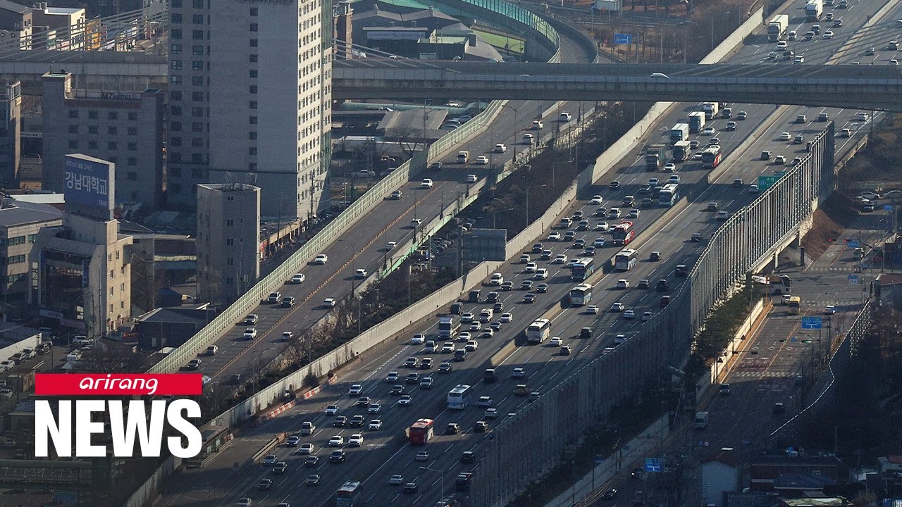 Live from Seoul Station: Seollal holiday travel season starts in Korea