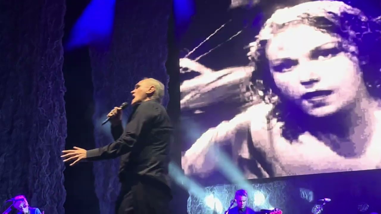 Morrissey - Black Cloud