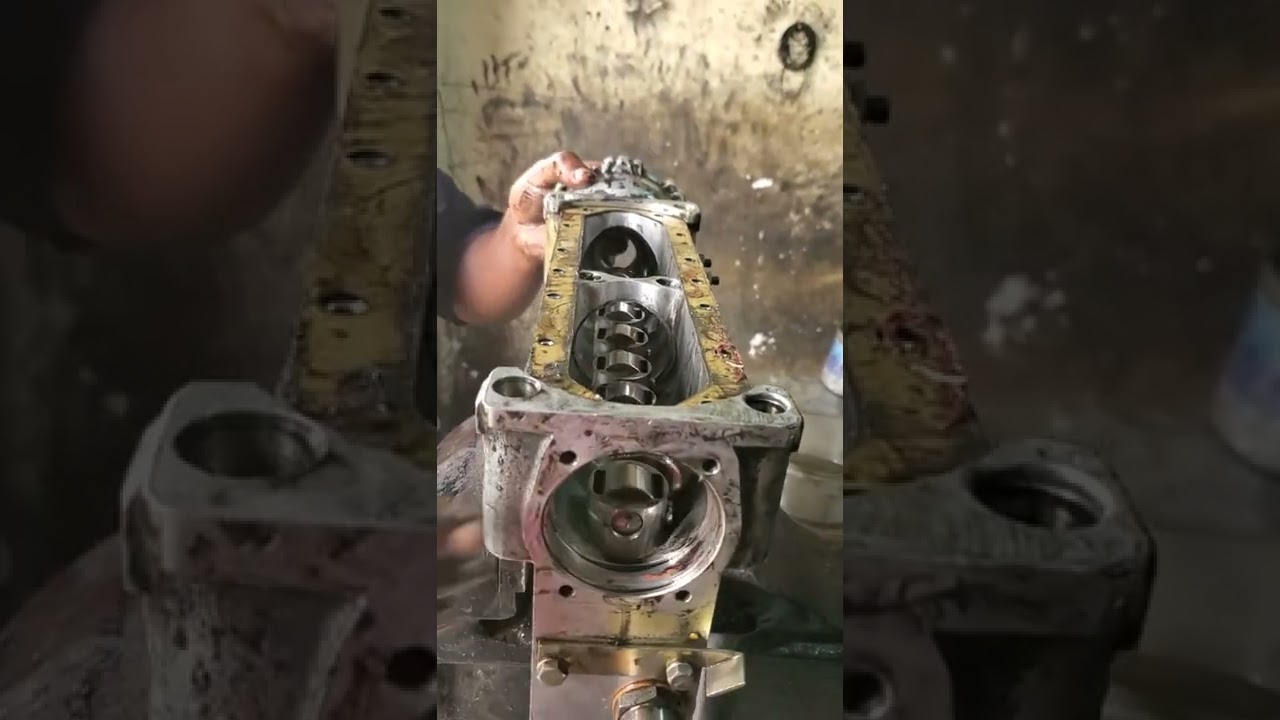 Assembling 8DC9 Injector pump.