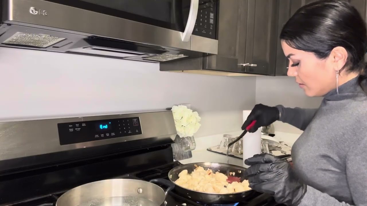 #2025 #food #vlog #chicken #rice #lifeisbutadream 