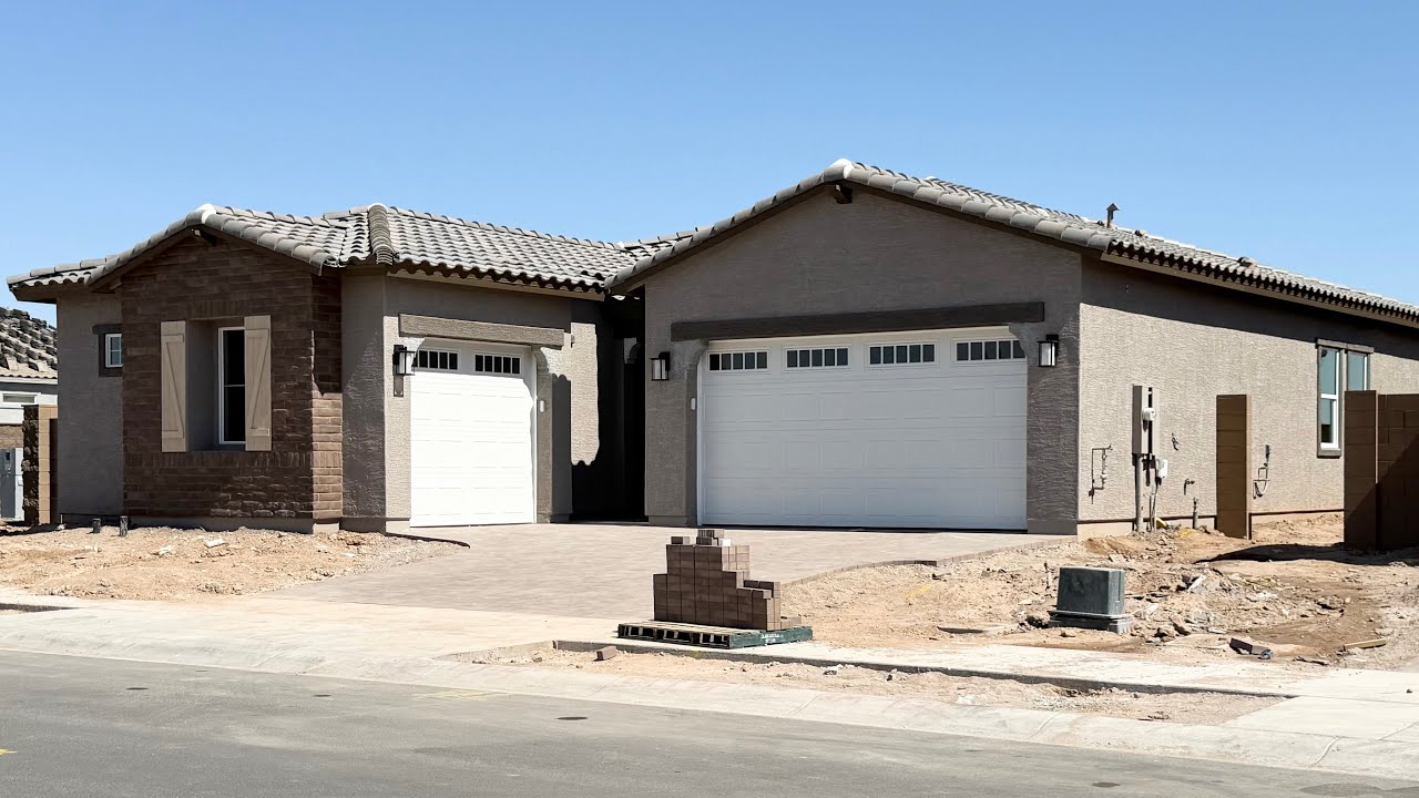 Video Tour - Trillium. 4 BEDS/ 3 BATHS/  2,647 sq ft - Cabinets - Phoenix - Arizona  - Lennar 
