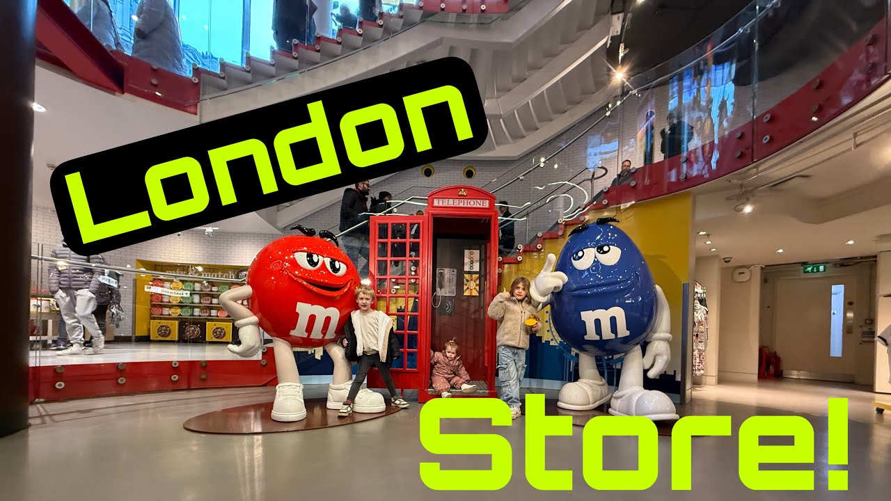 M & M Store London! Trafalgar Square! Farmer in London!